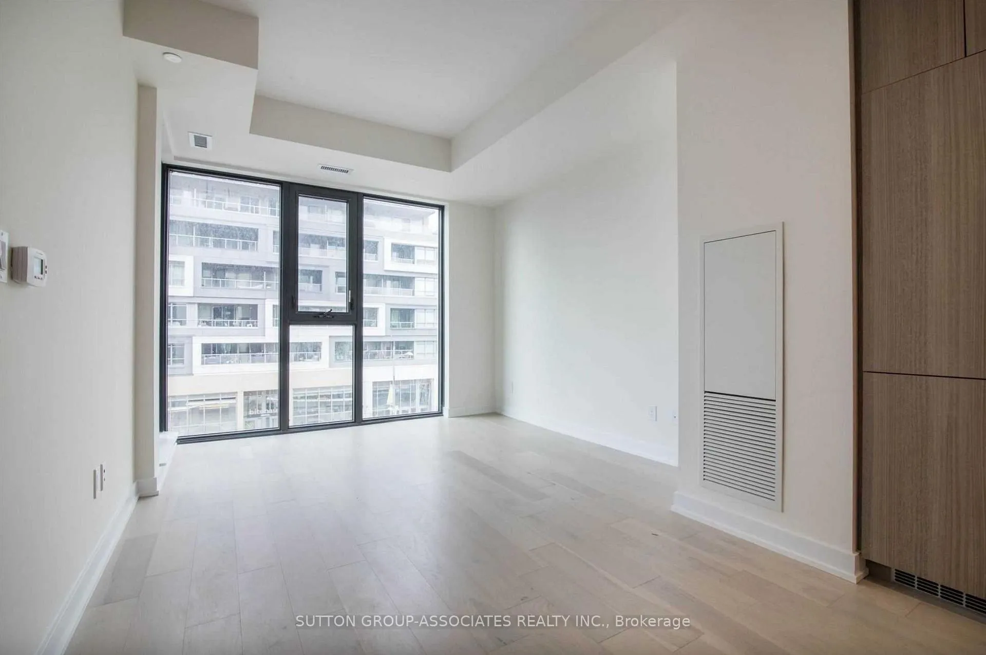 Photo 2 of Unit 416, 840 St Clair Avenue W, Toronto, Humewood-Cedarvale — HOMEH