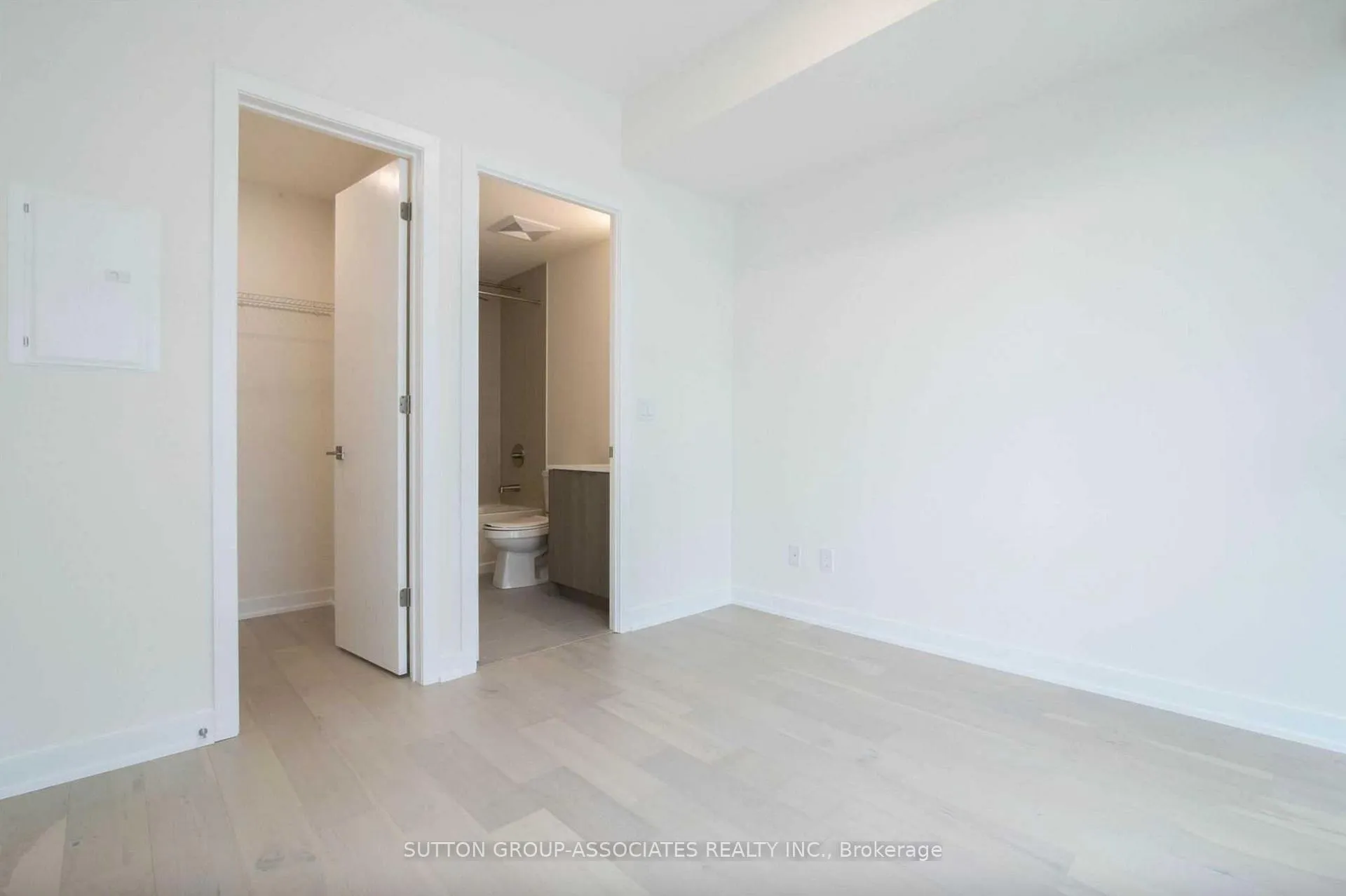 Photo 9 of Unit 416, 840 St Clair Avenue W, Toronto, Humewood-Cedarvale — HOMEH