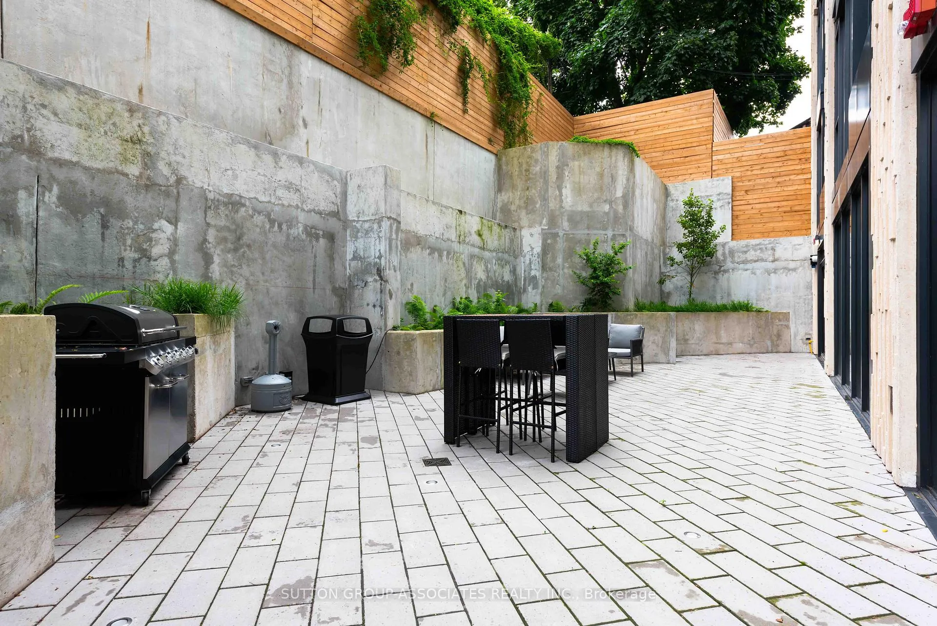 Photo 28 of Unit 416, 840 St Clair Avenue W, Toronto, Humewood-Cedarvale — HOMEH