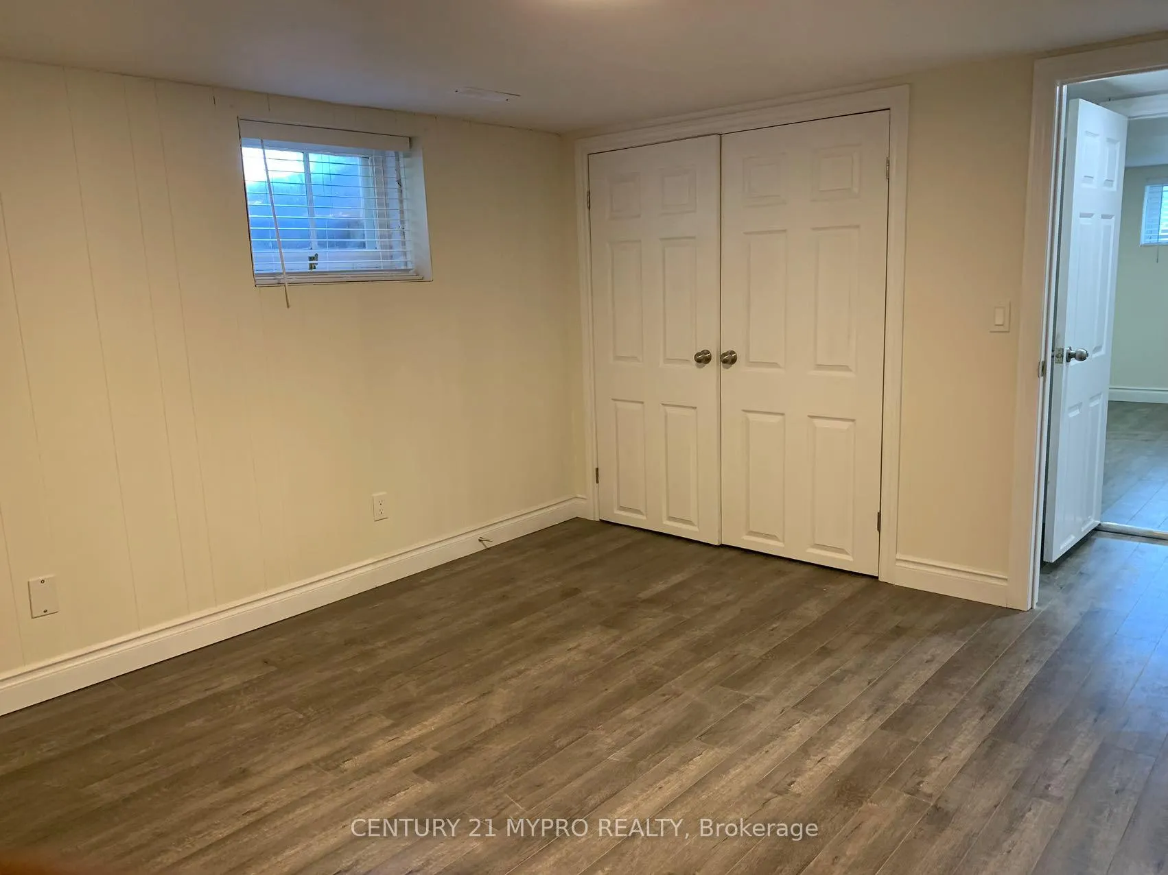 Photo 7 of Unit Bsmt, 114 Front Street E, Whitby, Port Whitby — HOMEH