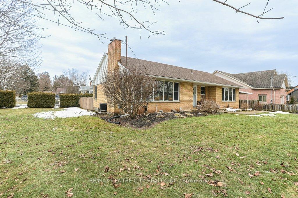 Photo 4 of 9 Hillcrest Avenue, Central Elgin, Lynhurst — HOMEH