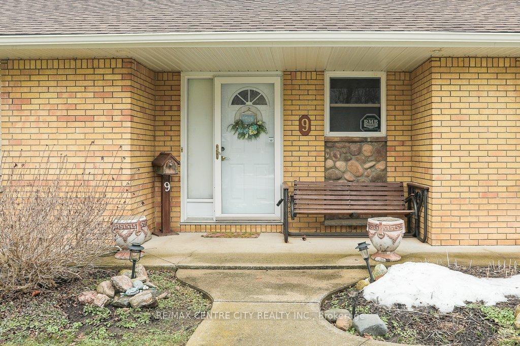 Photo 6 of 9 Hillcrest Avenue, Central Elgin, Lynhurst — HOMEH