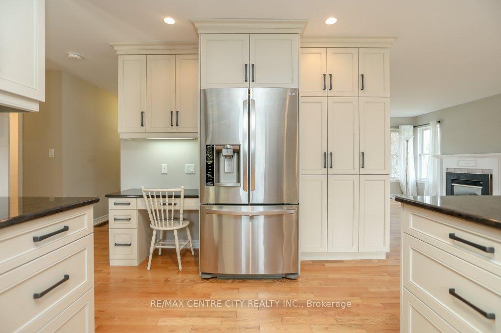 Photo 13 of 9 Hillcrest Avenue, Central Elgin, Lynhurst — HOMEH