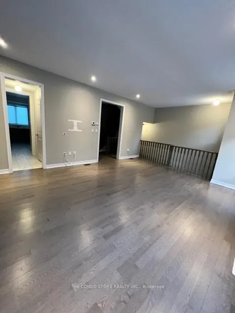 Photo 6 of 10 Steamboat Way, Whitby, Port Whitby — HOMEH