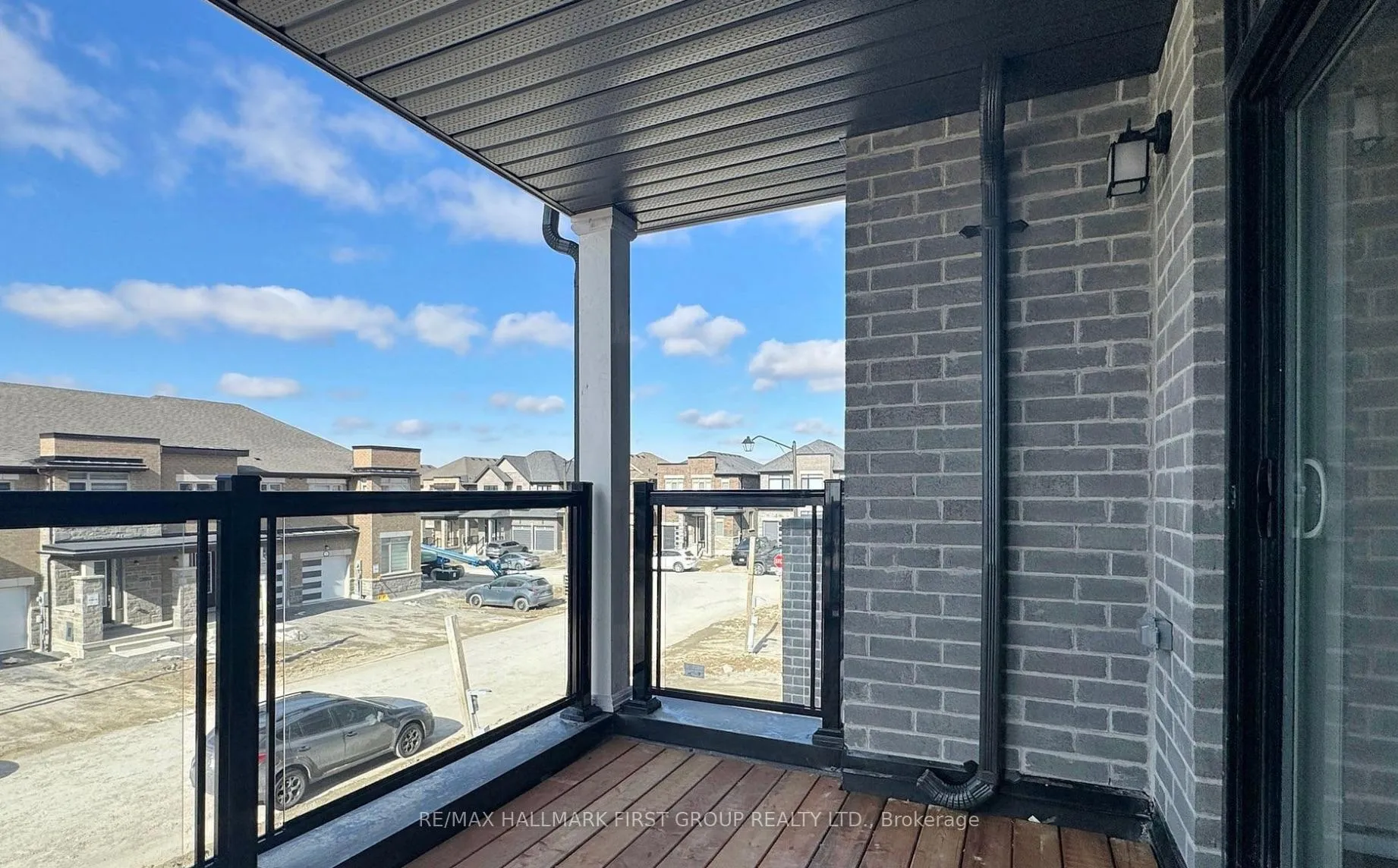 Photo 14 of 2033 Cameron Lott Crescent, Oshawa, Kedron — HOMEH