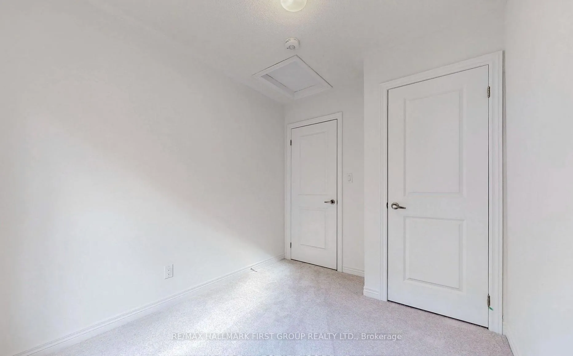 Photo 21 of 2033 Cameron Lott Crescent, Oshawa, Kedron — HOMEH