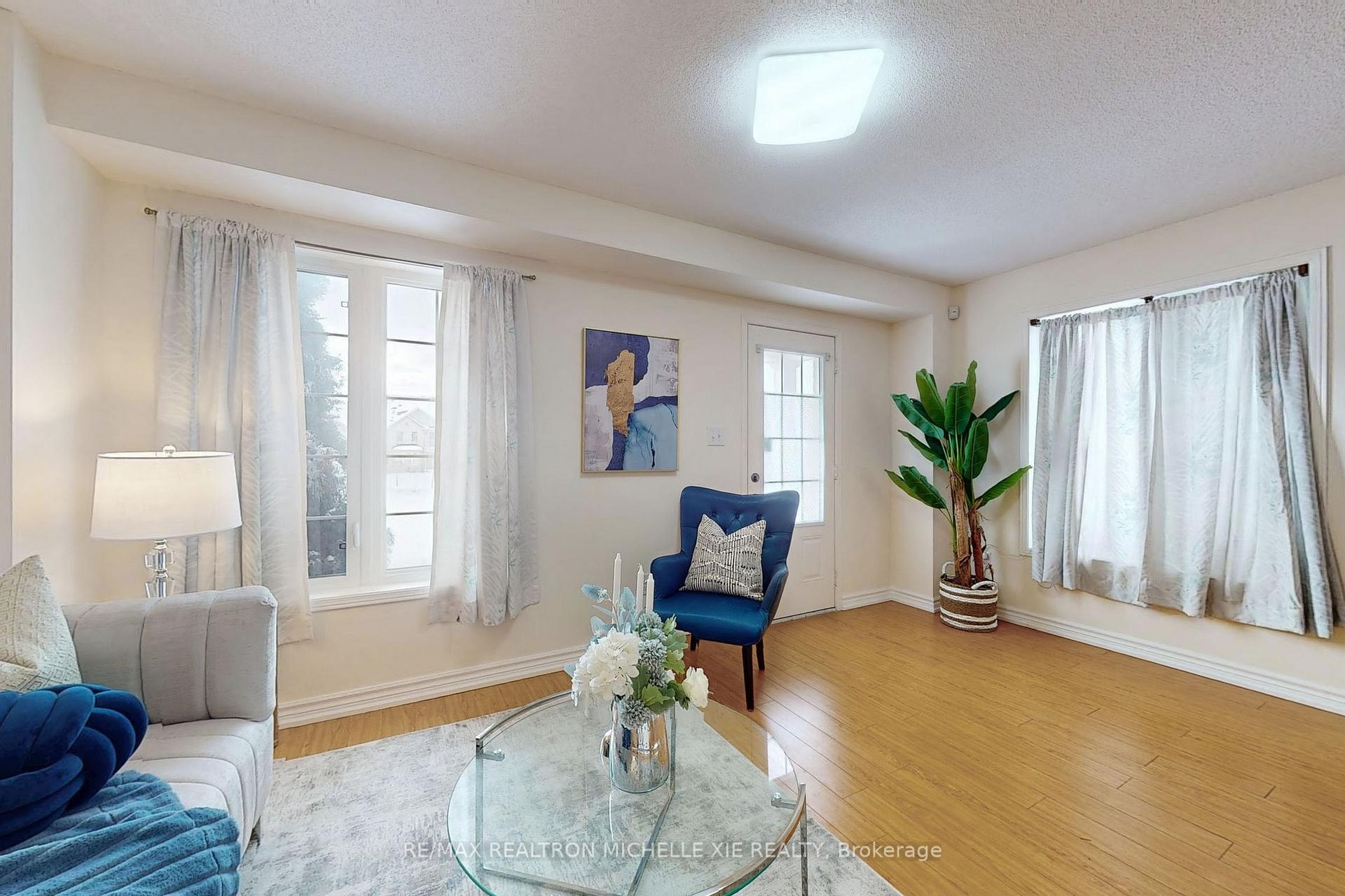 Photo 4 of 134 Goss Lane, Ajax, Central East — HOMEH