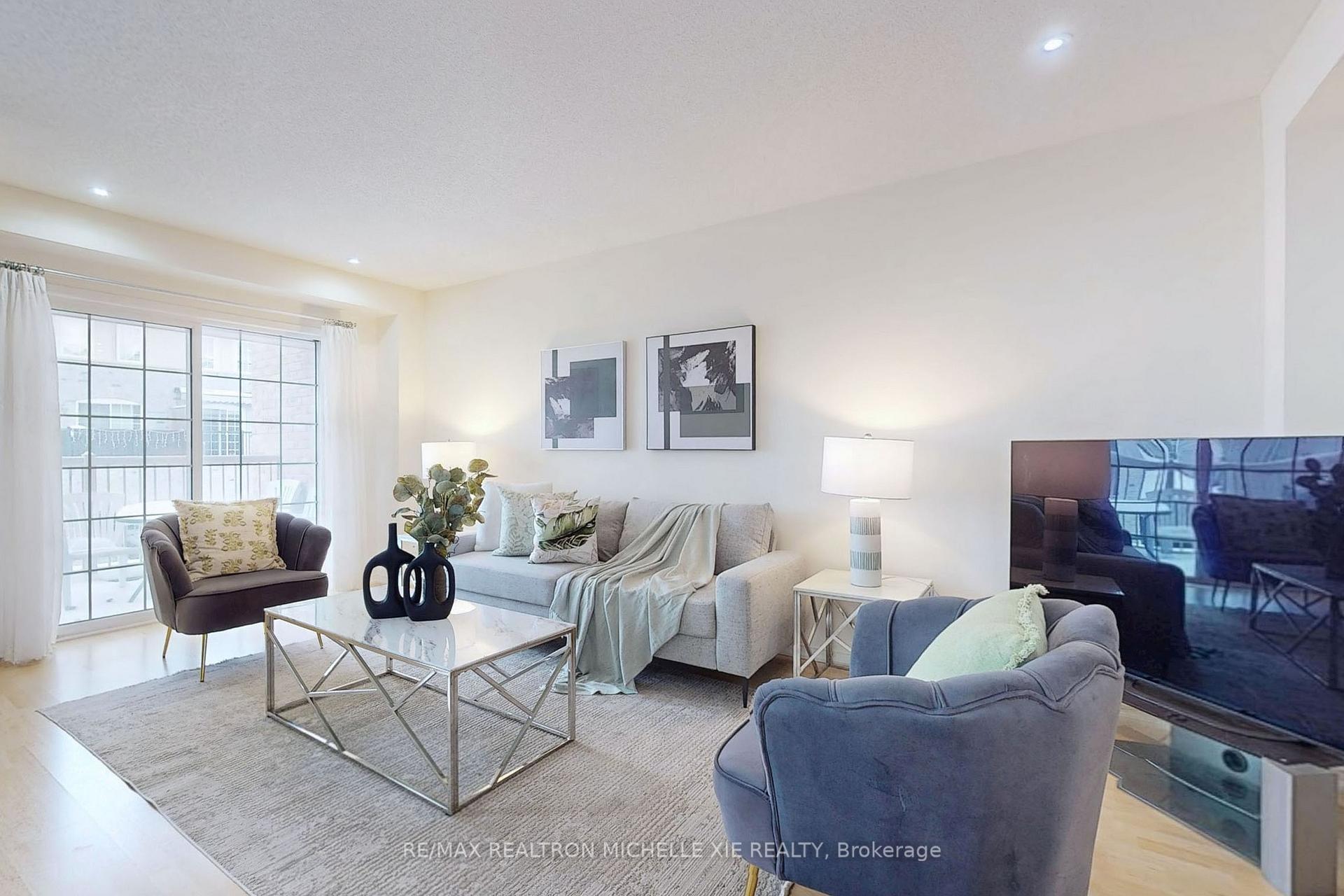 Photo 5 of 134 Goss Lane, Ajax, Central East — HOMEH
