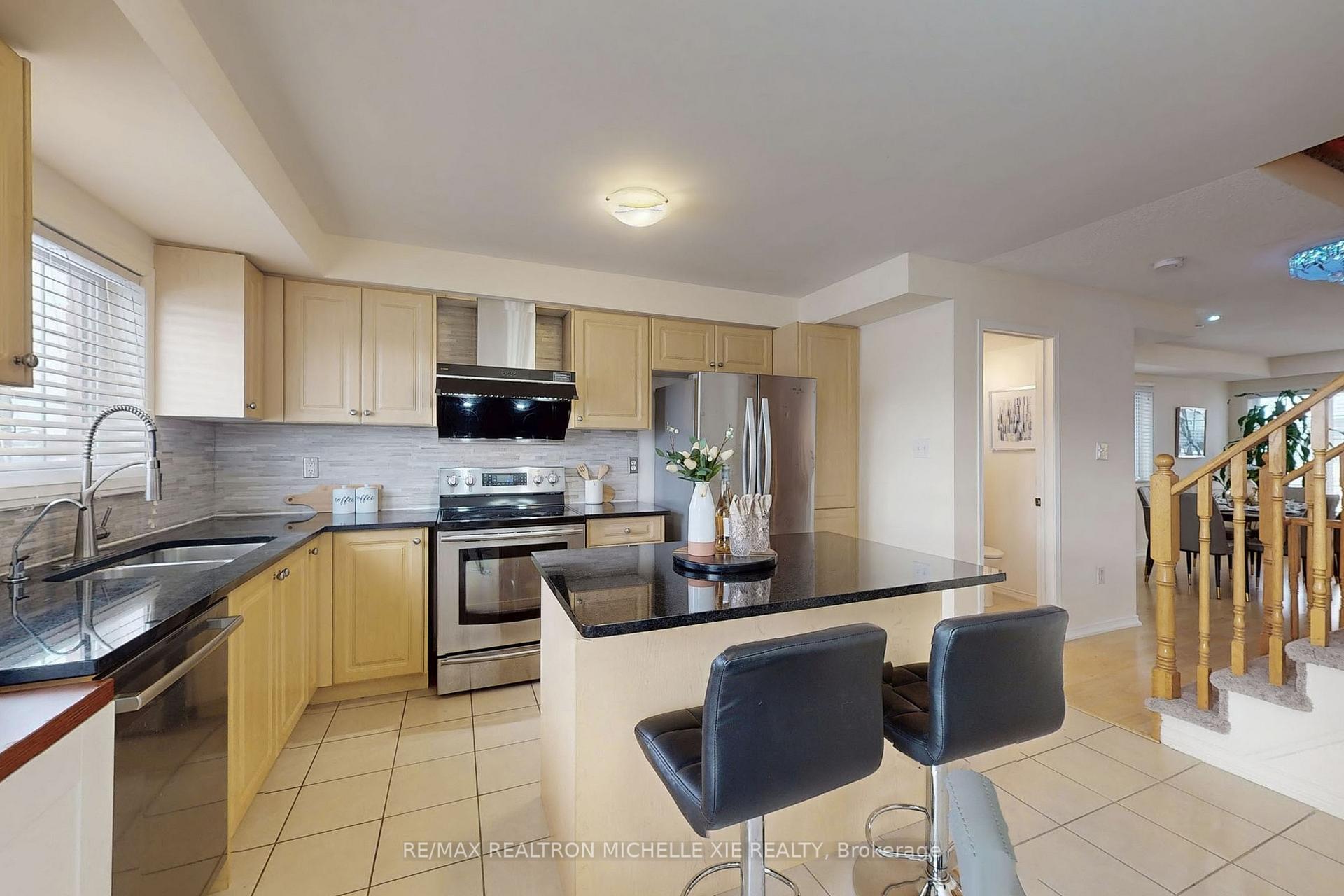 Photo 11 of 134 Goss Lane, Ajax, Central East — HOMEH