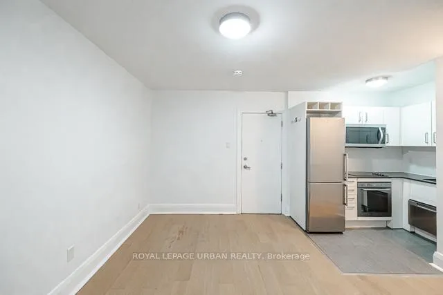 Photo 7 of Unit 5, 145 Arlington Avenue, Toronto, Humewood-Cedarvale — HOMEH