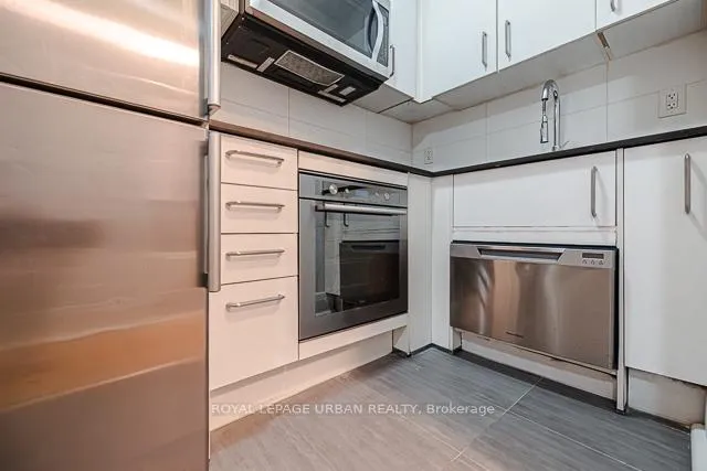 Photo 18 of Unit 5, 145 Arlington Avenue, Toronto, Humewood-Cedarvale — HOMEH