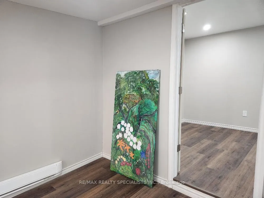 Photo 10 of 10 Moir Avenue, Toronto, Oakwood Village — HOMEH