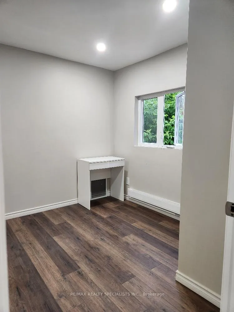 Photo 12 of 10 Moir Avenue, Toronto, Oakwood Village — HOMEH