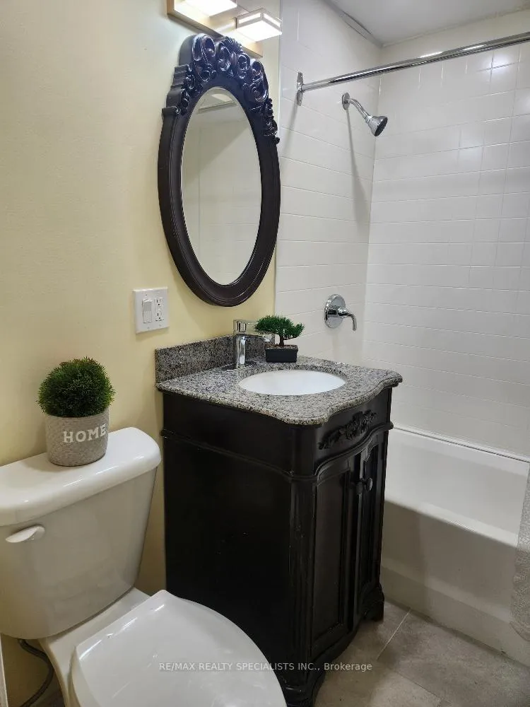Photo 14 of 10 Moir Avenue, Toronto, Oakwood Village — HOMEH