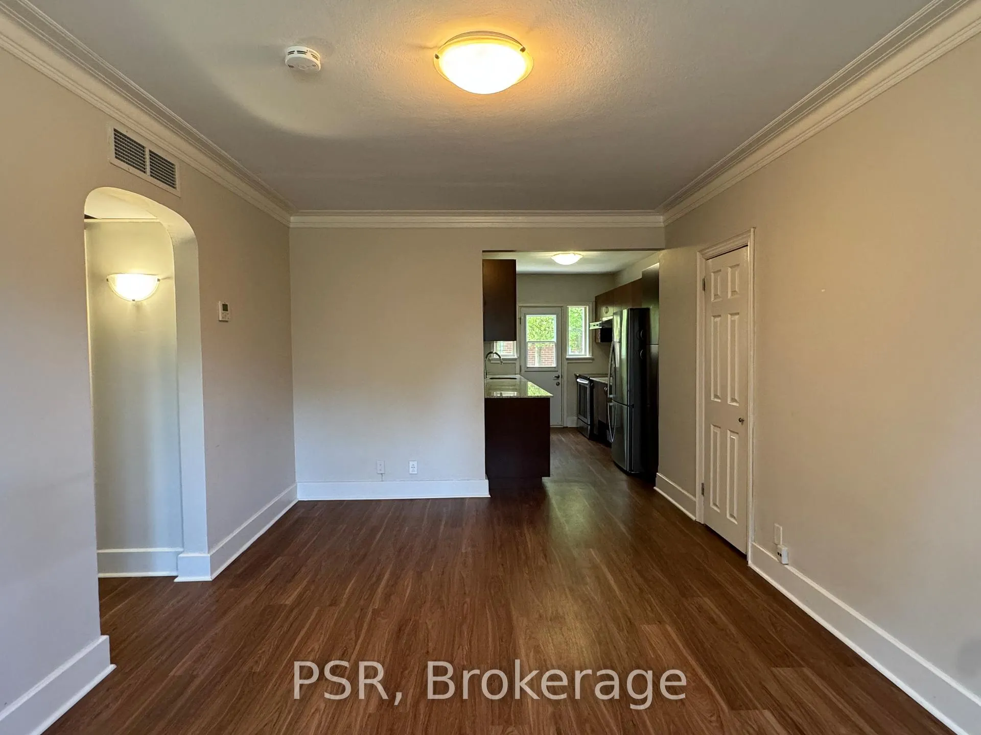 Photo 4 of Unit L05, 2 Airdrie Road, Toronto, Leaside — HOMEH