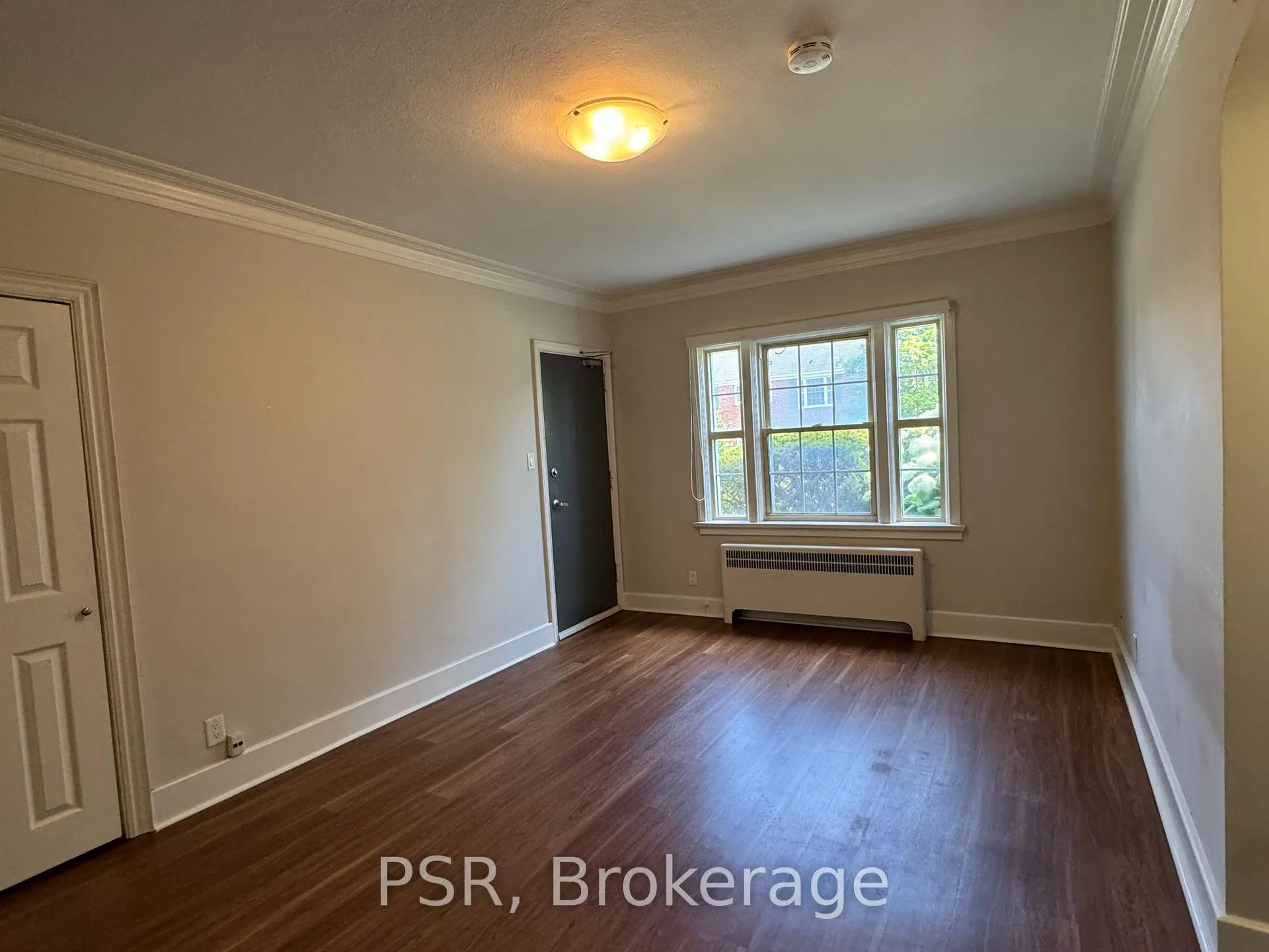 Photo 5 of Unit L05, 2 Airdrie Road, Toronto, Leaside — HOMEH
