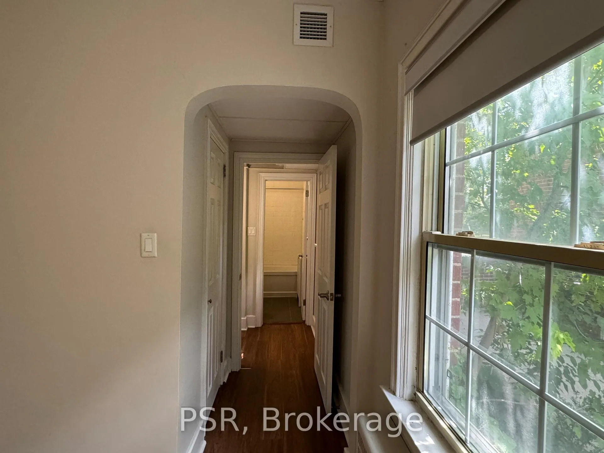 Photo 13 of Unit L05, 2 Airdrie Road, Toronto, Leaside — HOMEH
