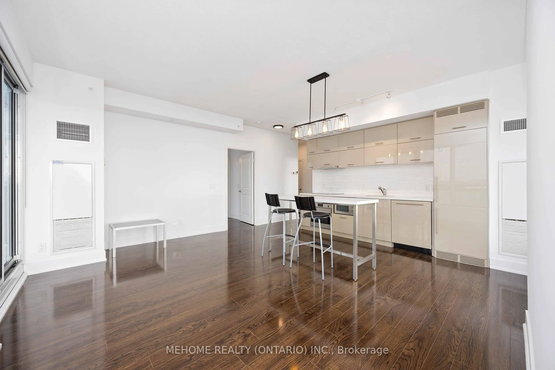 Photo 6 of Unit 1005, 8081 Birchmount Road, Markham, Unionville — HOMEH