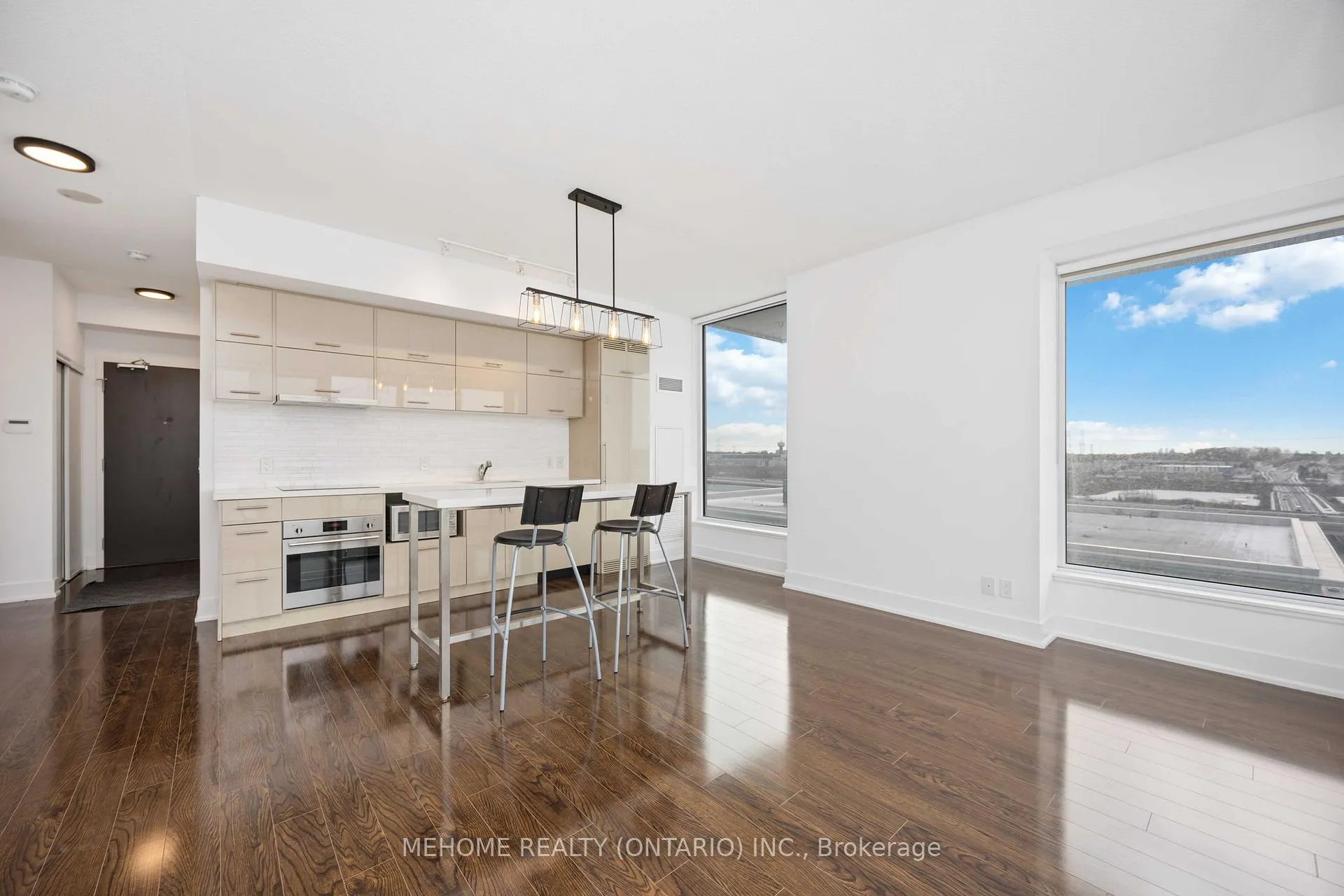 Photo 8 of Unit 1005, 8081 Birchmount Road, Markham, Unionville — HOMEH