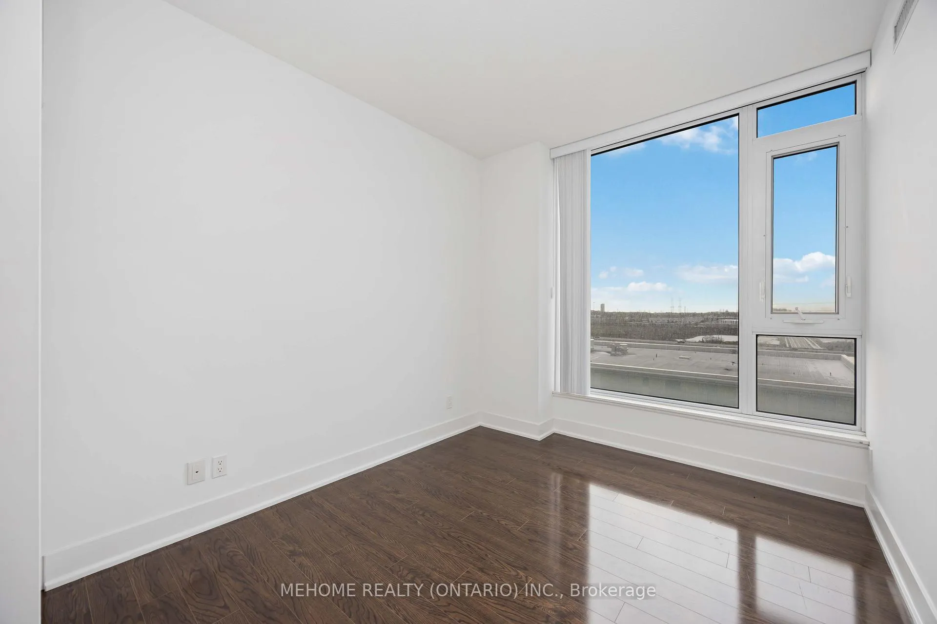 Photo 14 of Unit 1005, 8081 Birchmount Road, Markham, Unionville — HOMEH