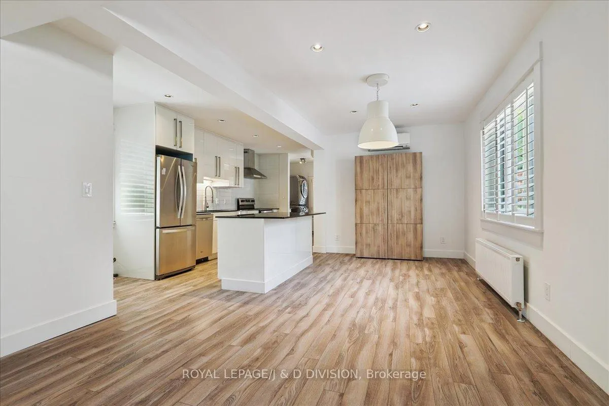 Photo 9 of Unit Unit #2/Main Fl, 17A Humewood Drive, Toronto, Humewood-Cedarvale — HOMEH