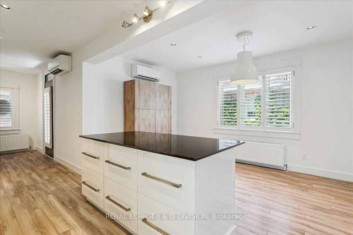 Photo 20 of Unit Unit #2/Main Fl, 17A Humewood Drive, Toronto, Humewood-Cedarvale — HOMEH
