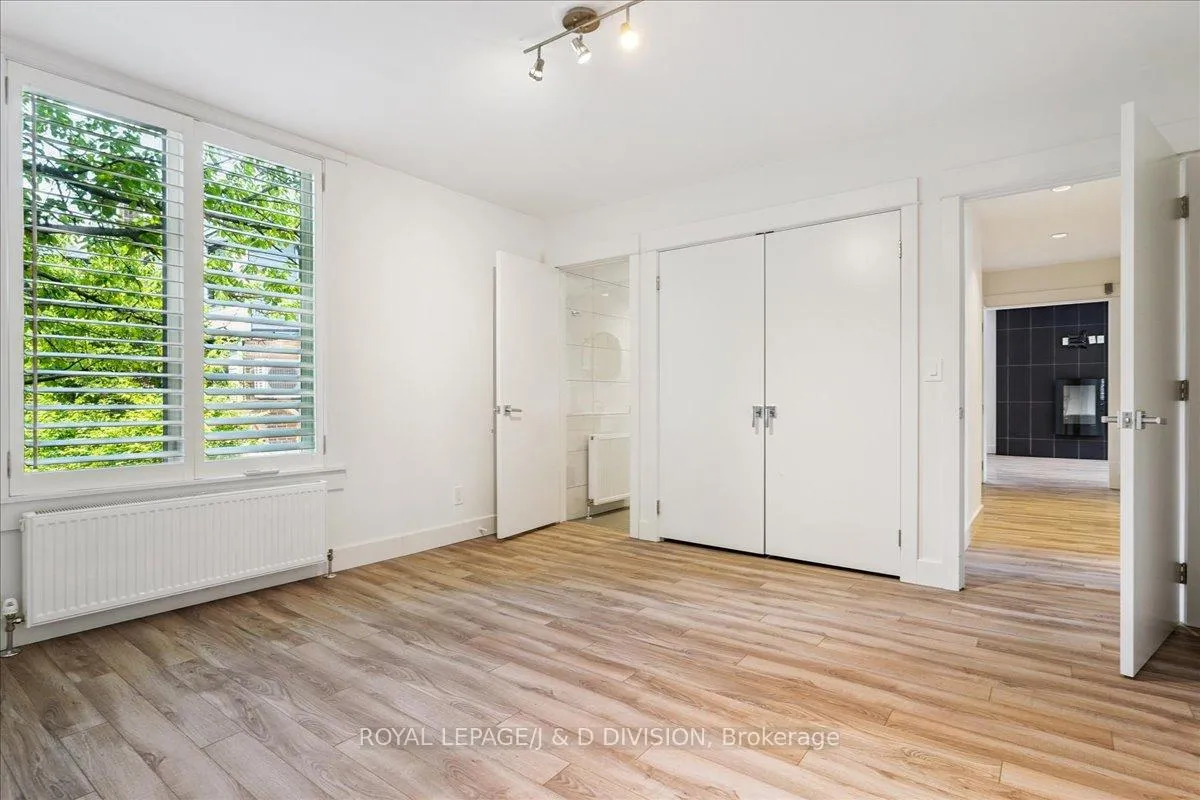 Photo 26 of Unit Unit #2/Main Fl, 17A Humewood Drive, Toronto, Humewood-Cedarvale — HOMEH