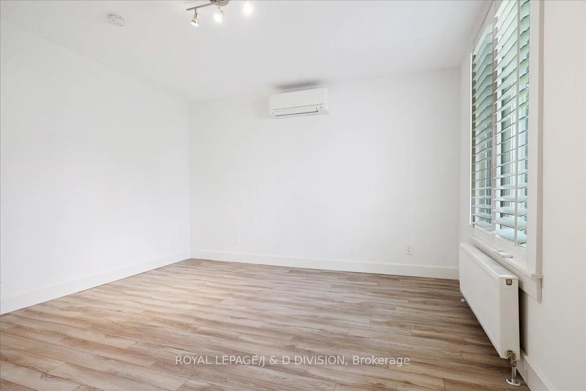 Photo 27 of Unit Unit #2/Main Fl, 17A Humewood Drive, Toronto, Humewood-Cedarvale — HOMEH