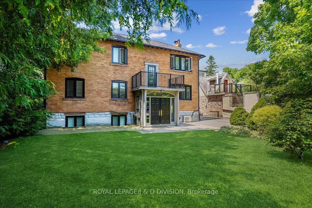 Photo 31 of Unit Unit #2/Main Fl, 17A Humewood Drive, Toronto, Humewood-Cedarvale — HOMEH