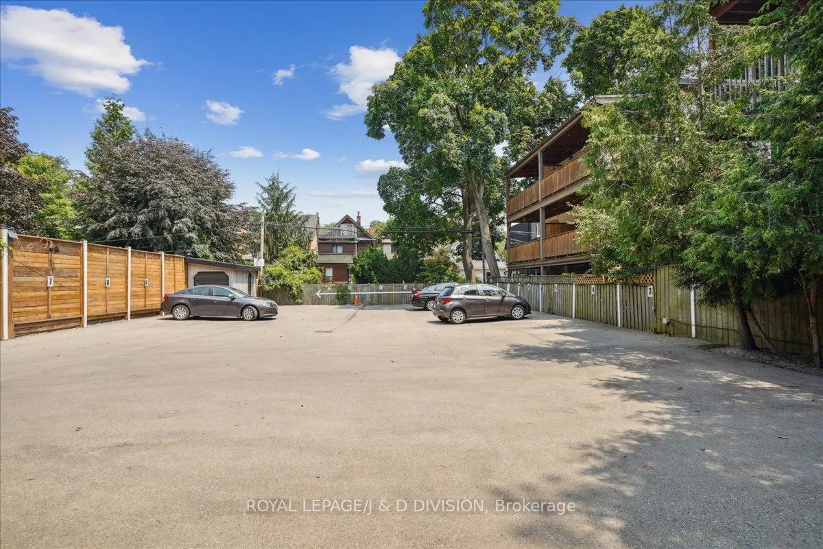 Photo 32 of Unit Unit #2/Main Fl, 17A Humewood Drive, Toronto, Humewood-Cedarvale — HOMEH