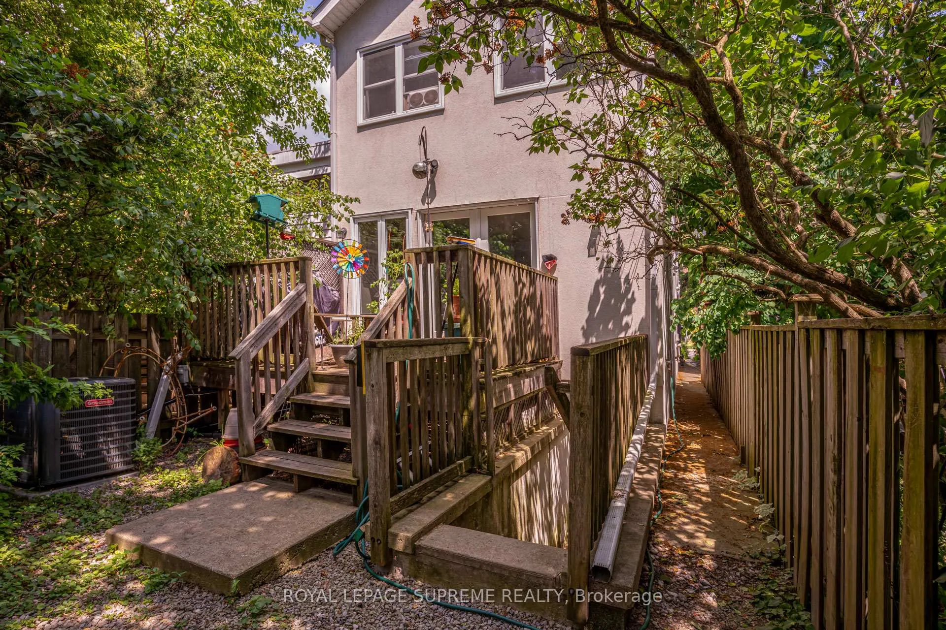 Photo 6 of Unit Lower, 66 Kenwood Avenue, Toronto, Humewood-Cedarvale — HOMEH