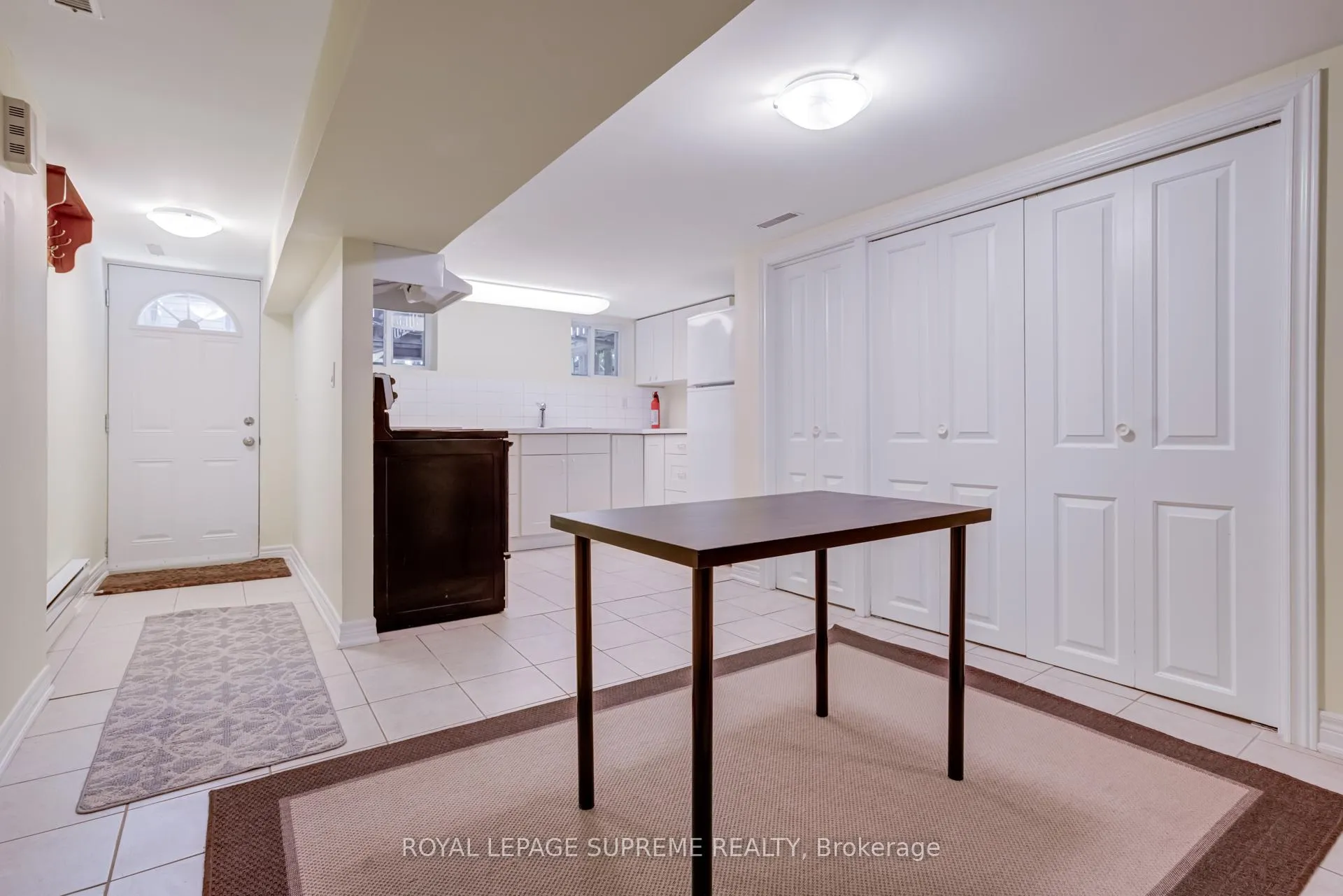 Photo 15 of Unit Lower, 66 Kenwood Avenue, Toronto, Humewood-Cedarvale — HOMEH