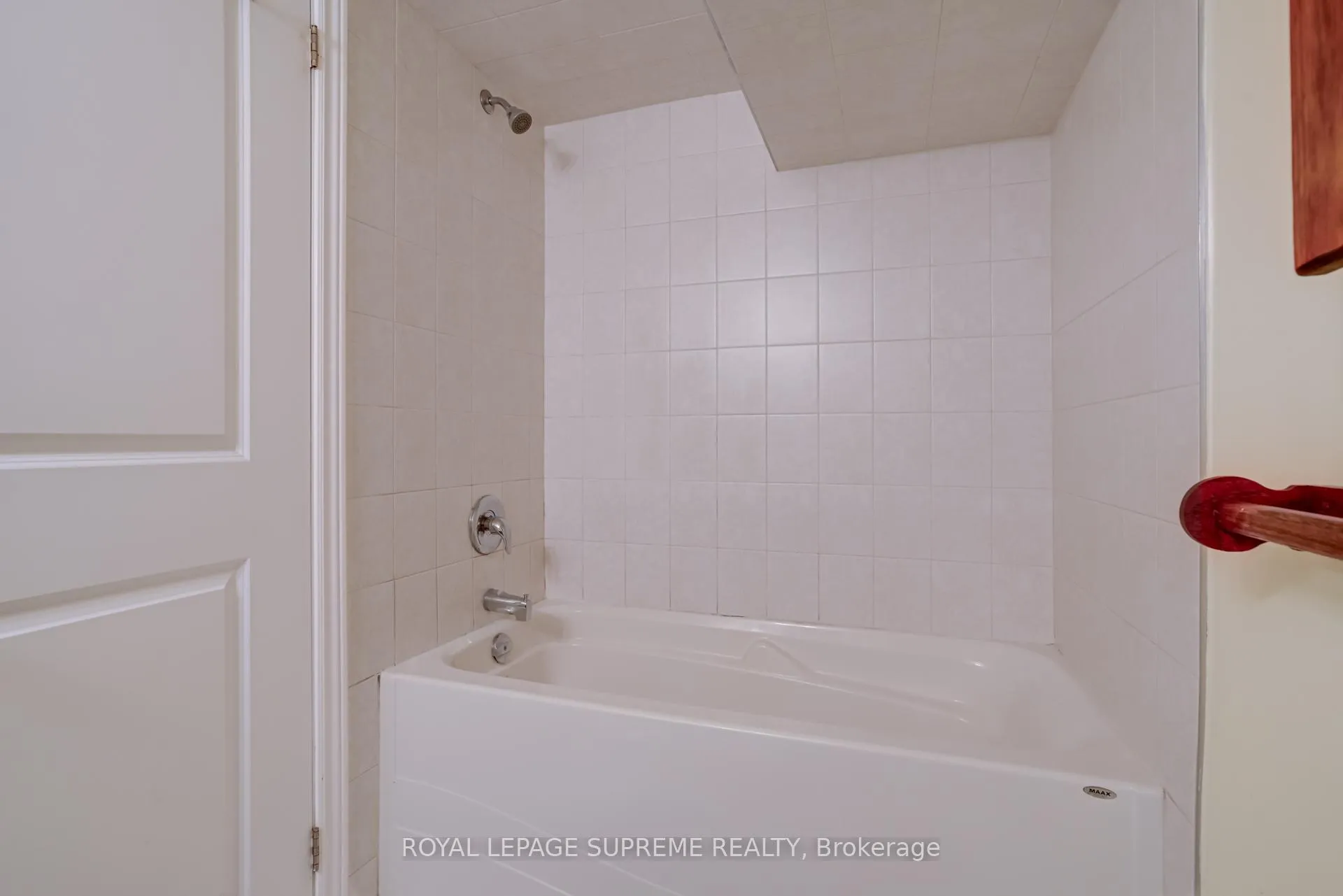 Photo 27 of Unit Lower, 66 Kenwood Avenue, Toronto, Humewood-Cedarvale — HOMEH