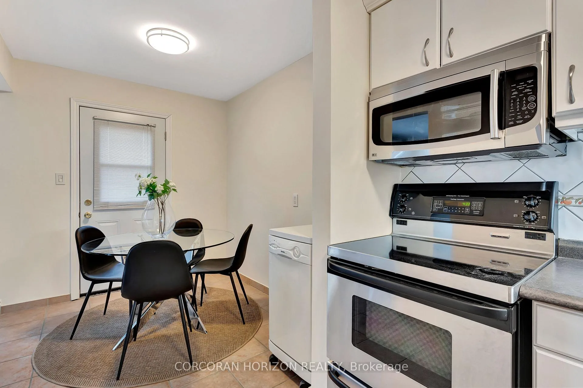 Photo 19 of Unit C, 48 Windom Road, Kitchener — HOMEH