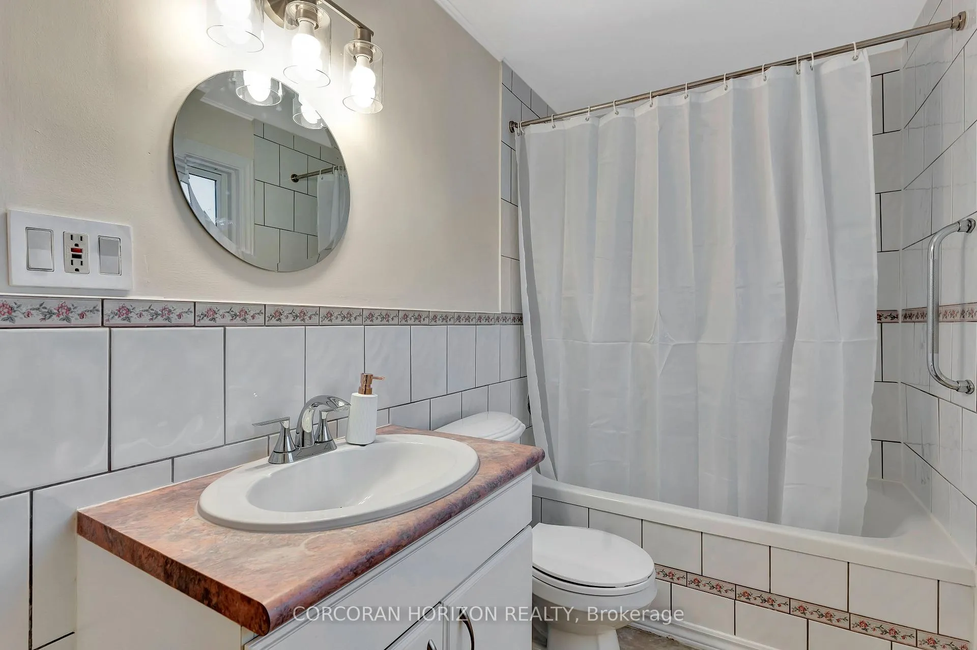 Photo 21 of Unit C, 48 Windom Road, Kitchener — HOMEH