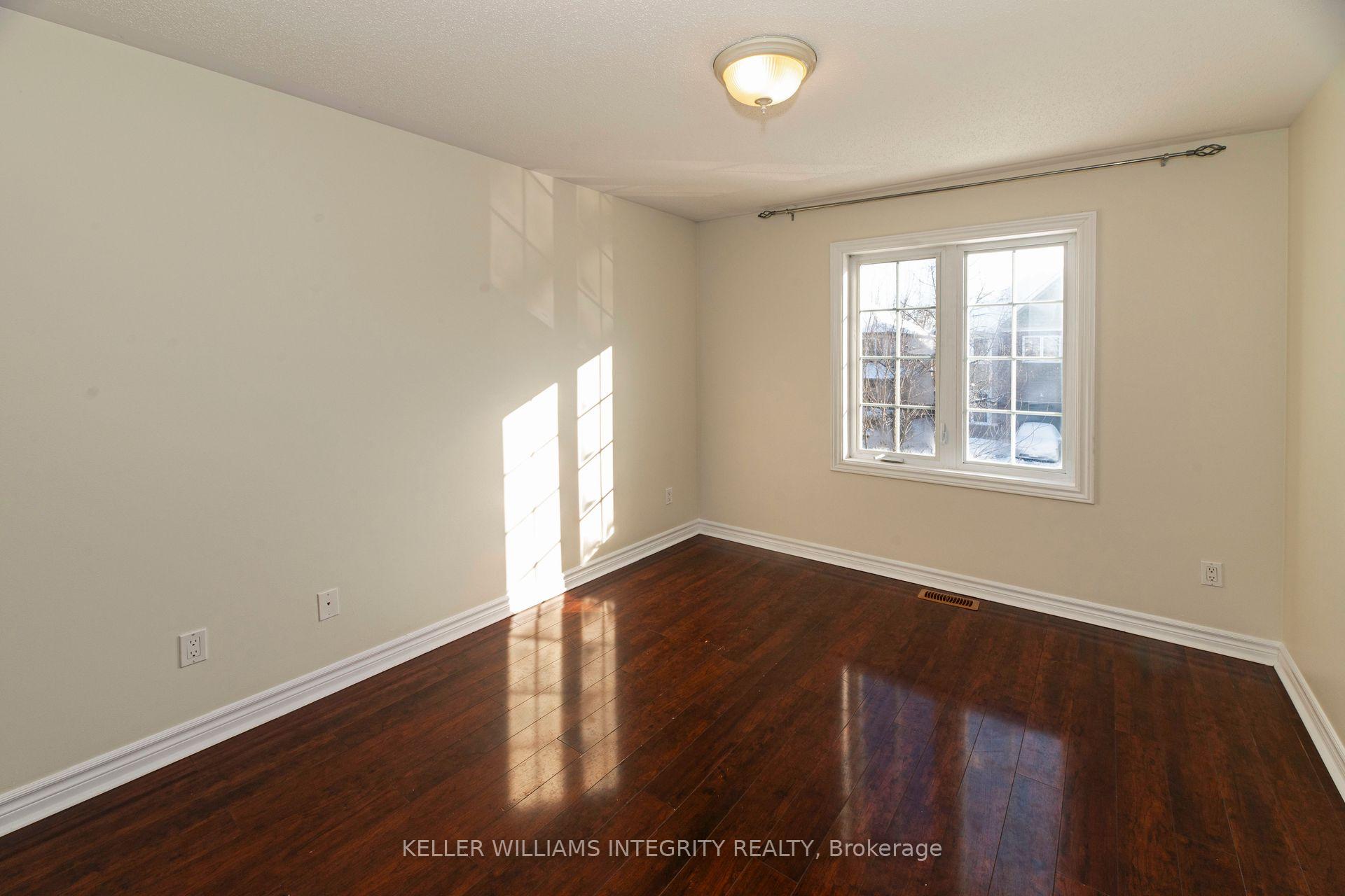 Photo 20 of 460 cache bay Crescent, Ottawa, Blossom Park/Kemp Park/Findlay Creek — HOMEH