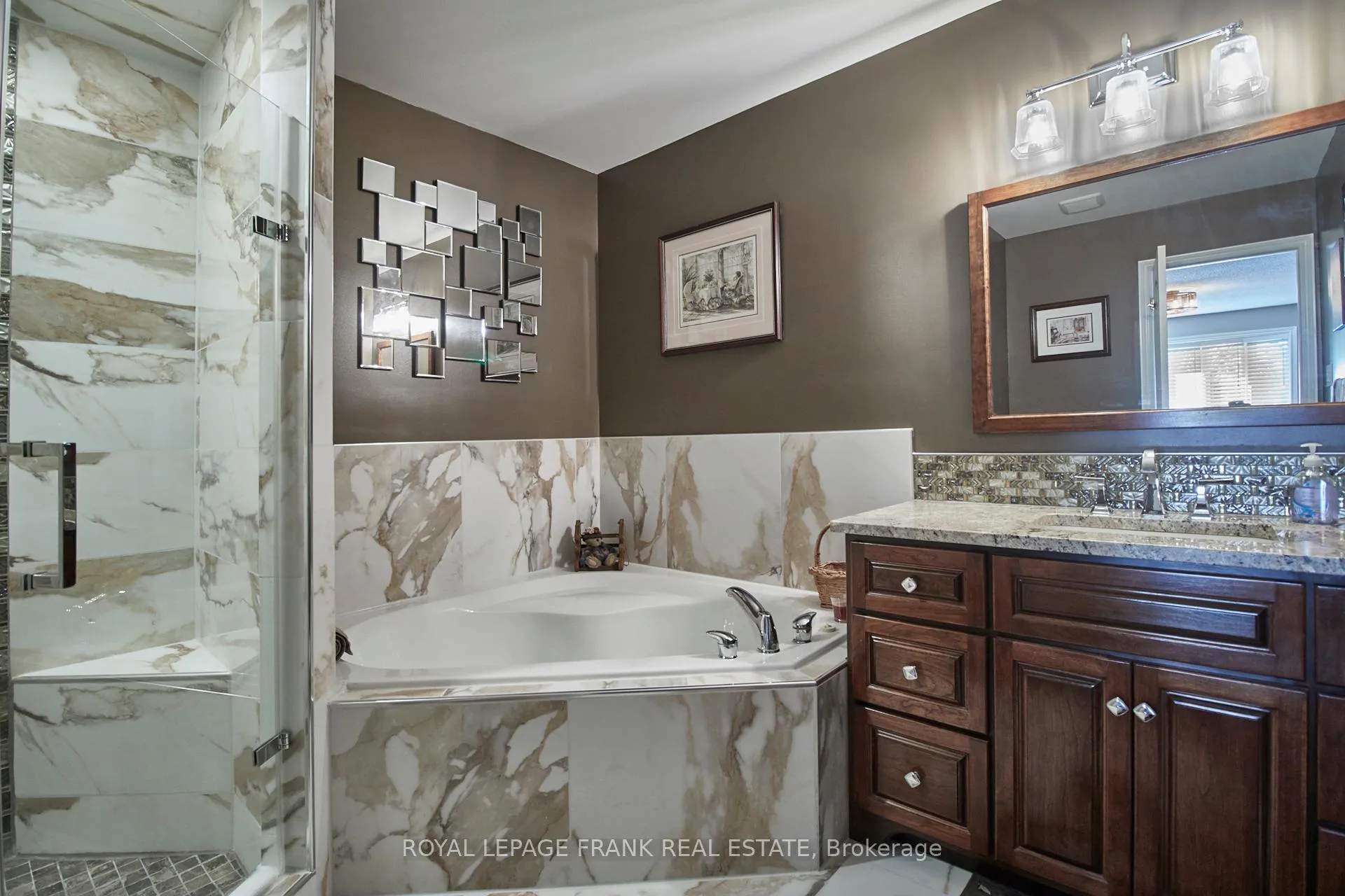 Photo 18 of Unit Unit 3, 350 Lakebreeze Drive, Clarington, Newcastle — HOMEH