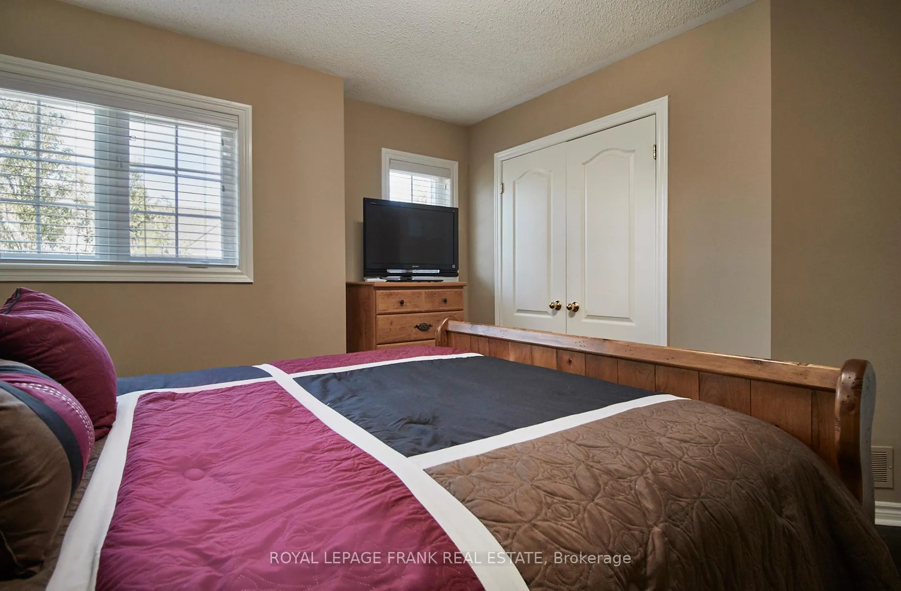 Photo 21 of Unit Unit 3, 350 Lakebreeze Drive, Clarington, Newcastle — HOMEH