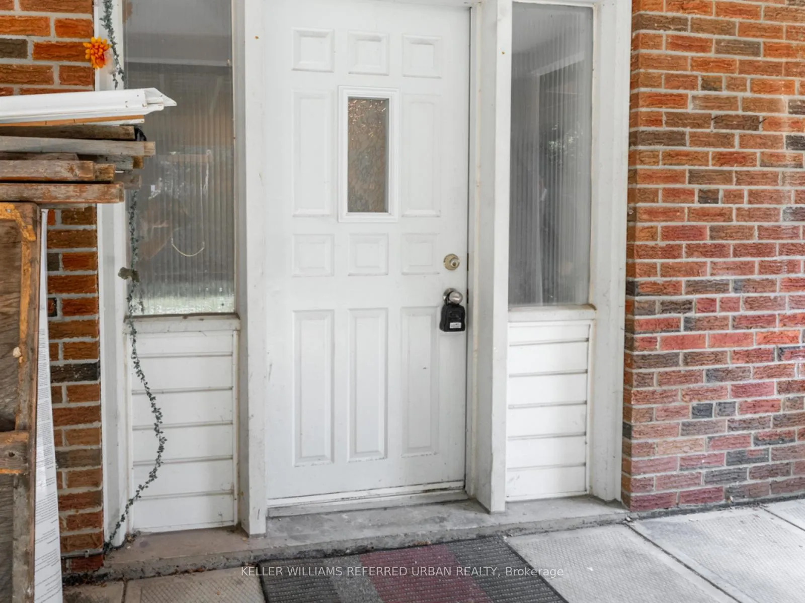 Photo 3 of Unit Basement  Unit #1, 137 Shelborne Avenue, Toronto, Englemount-Lawrence — HOMEH