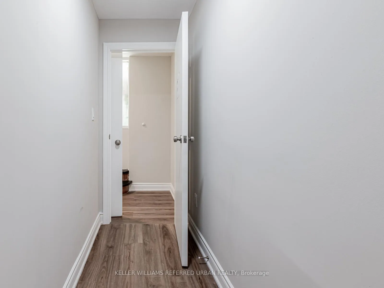 Photo 5 of Unit Basement  Unit #1, 137 Shelborne Avenue, Toronto, Englemount-Lawrence — HOMEH