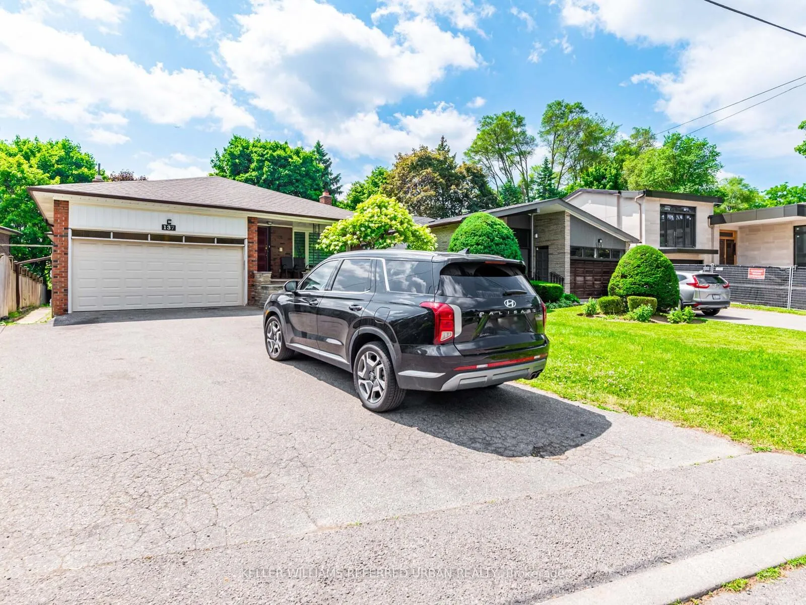 Photo 2 of Unit Basement  Unit #2, 137 Shelborne Avenue, Toronto, Englemount-Lawrence — HOMEH