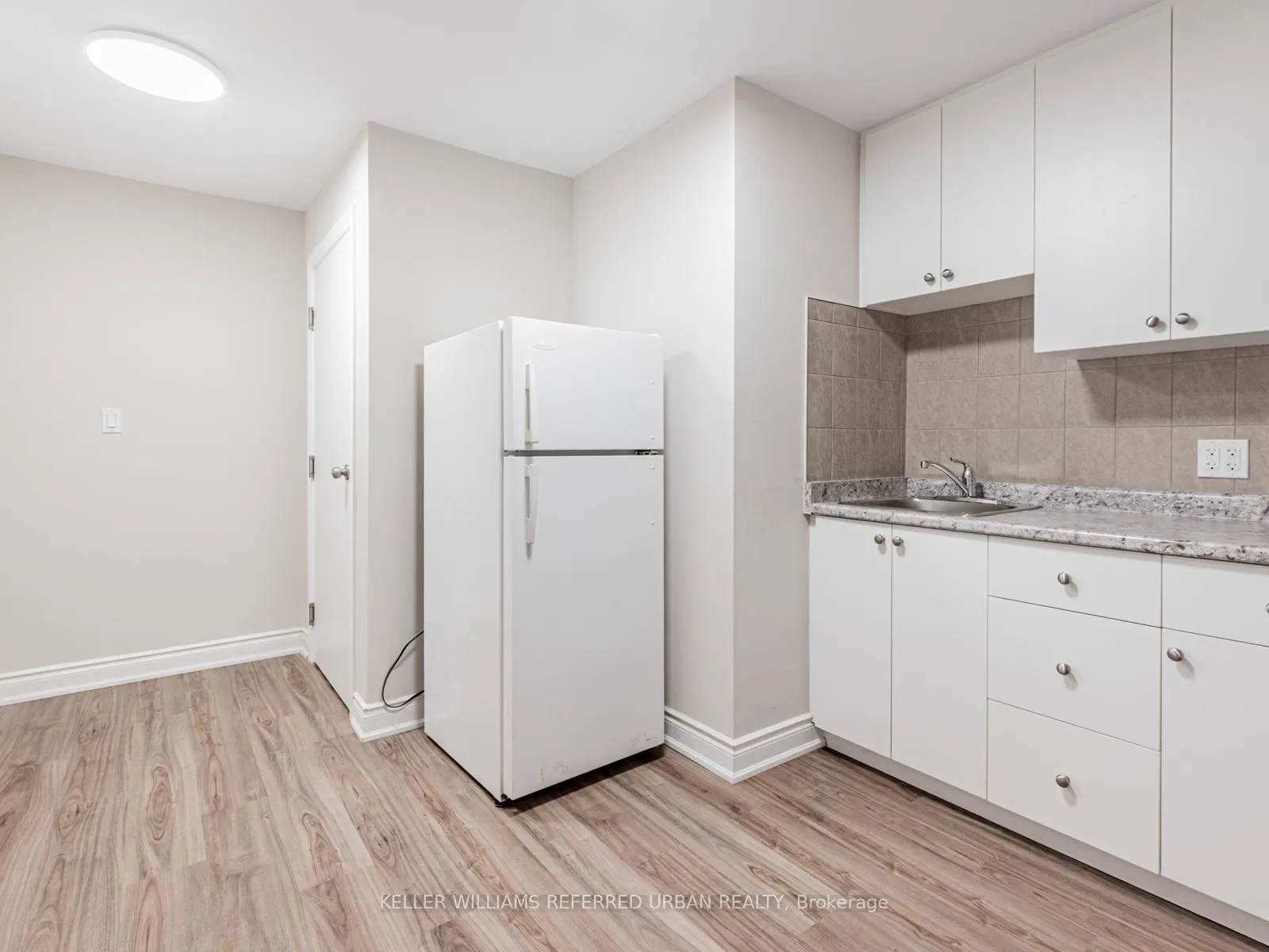 Photo 7 of Unit Basement  Unit #2, 137 Shelborne Avenue, Toronto, Englemount-Lawrence — HOMEH