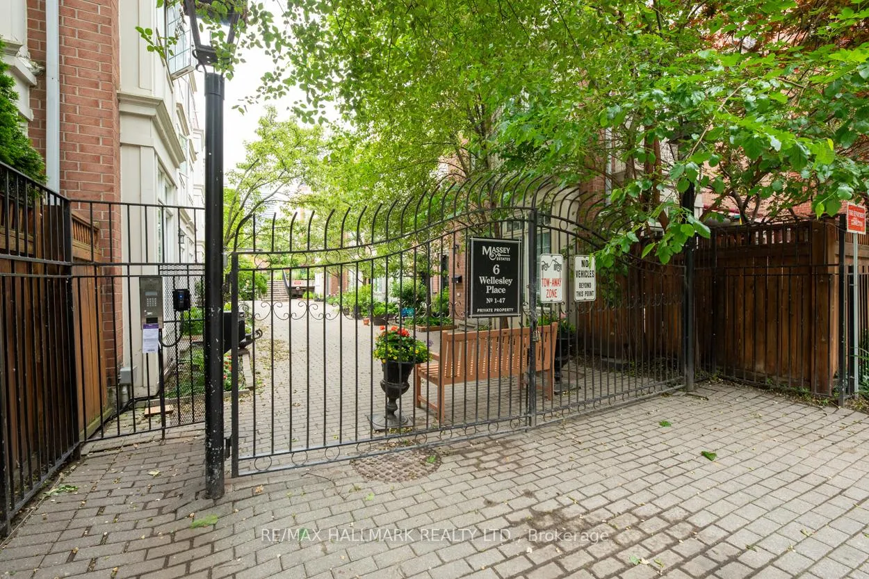 Photo 2 of Unit 2, 6 Wellesley Place, Toronto, North St. James Town — HOMEH