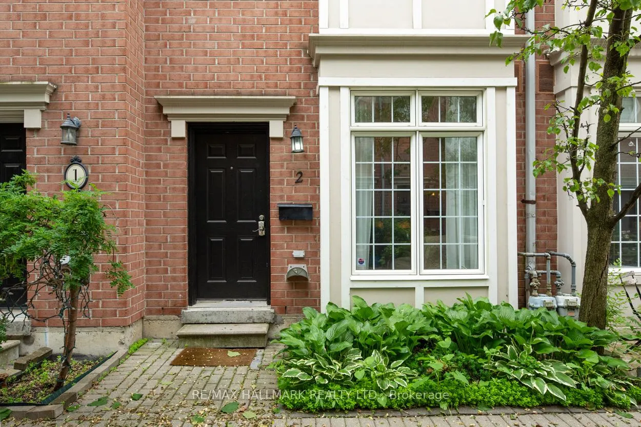Photo 5 of Unit 2, 6 Wellesley Place, Toronto, North St. James Town — HOMEH