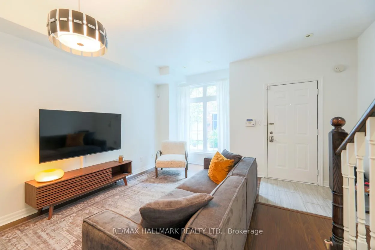 Photo 7 of Unit 2, 6 Wellesley Place, Toronto, North St. James Town — HOMEH