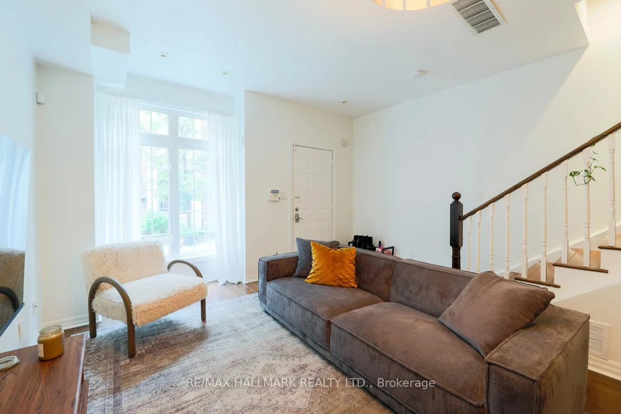 Photo 8 of Unit 2, 6 Wellesley Place, Toronto, North St. James Town — HOMEH
