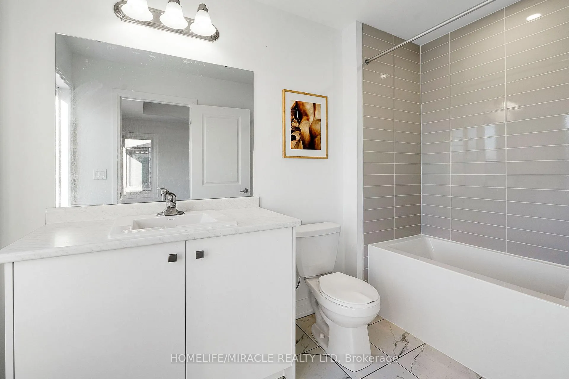 Photo 28 of 17 Nautical Way, Whitby, Port Whitby — HOMEH