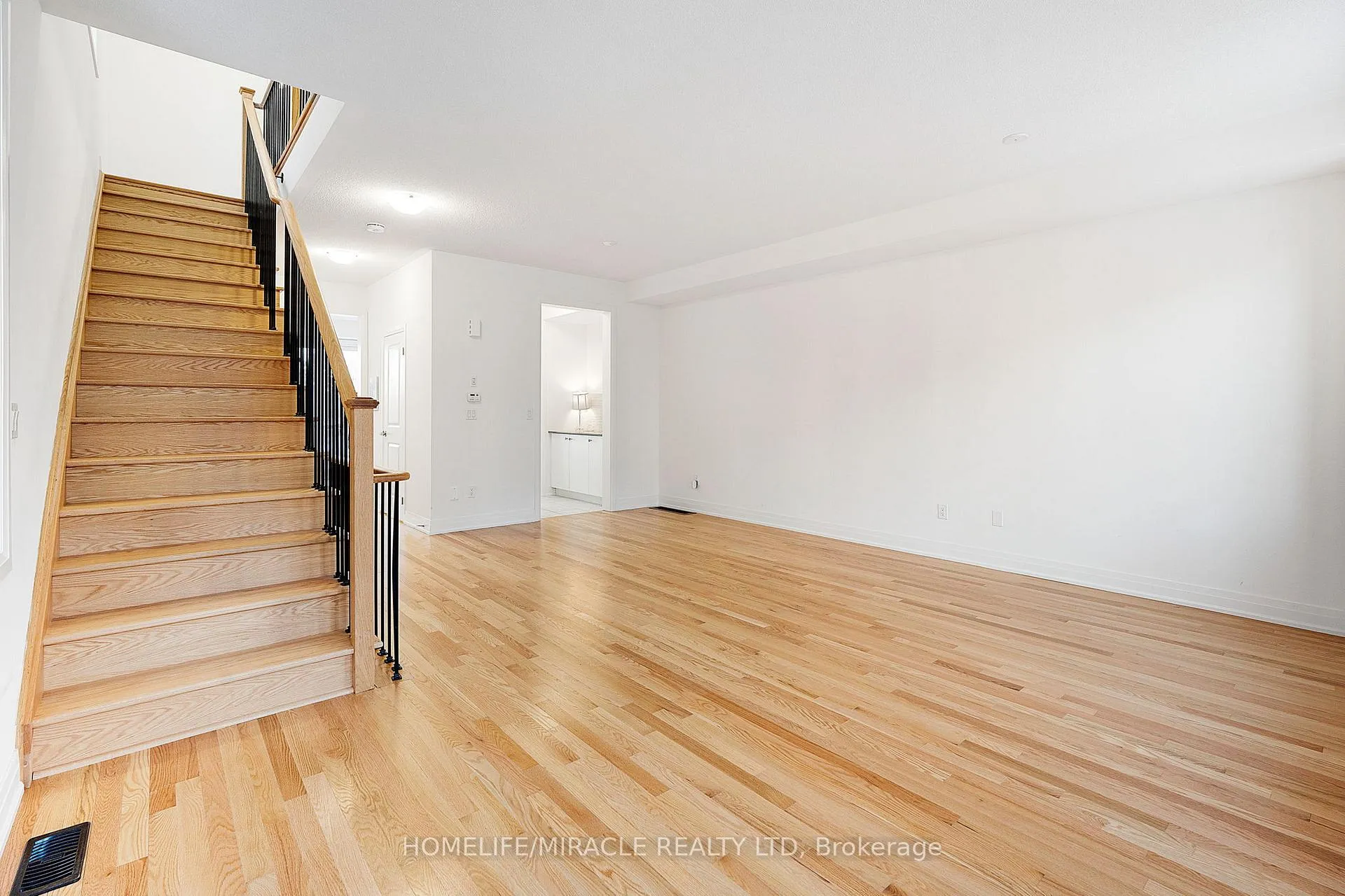 Photo 30 of 17 Nautical Way, Whitby, Port Whitby — HOMEH