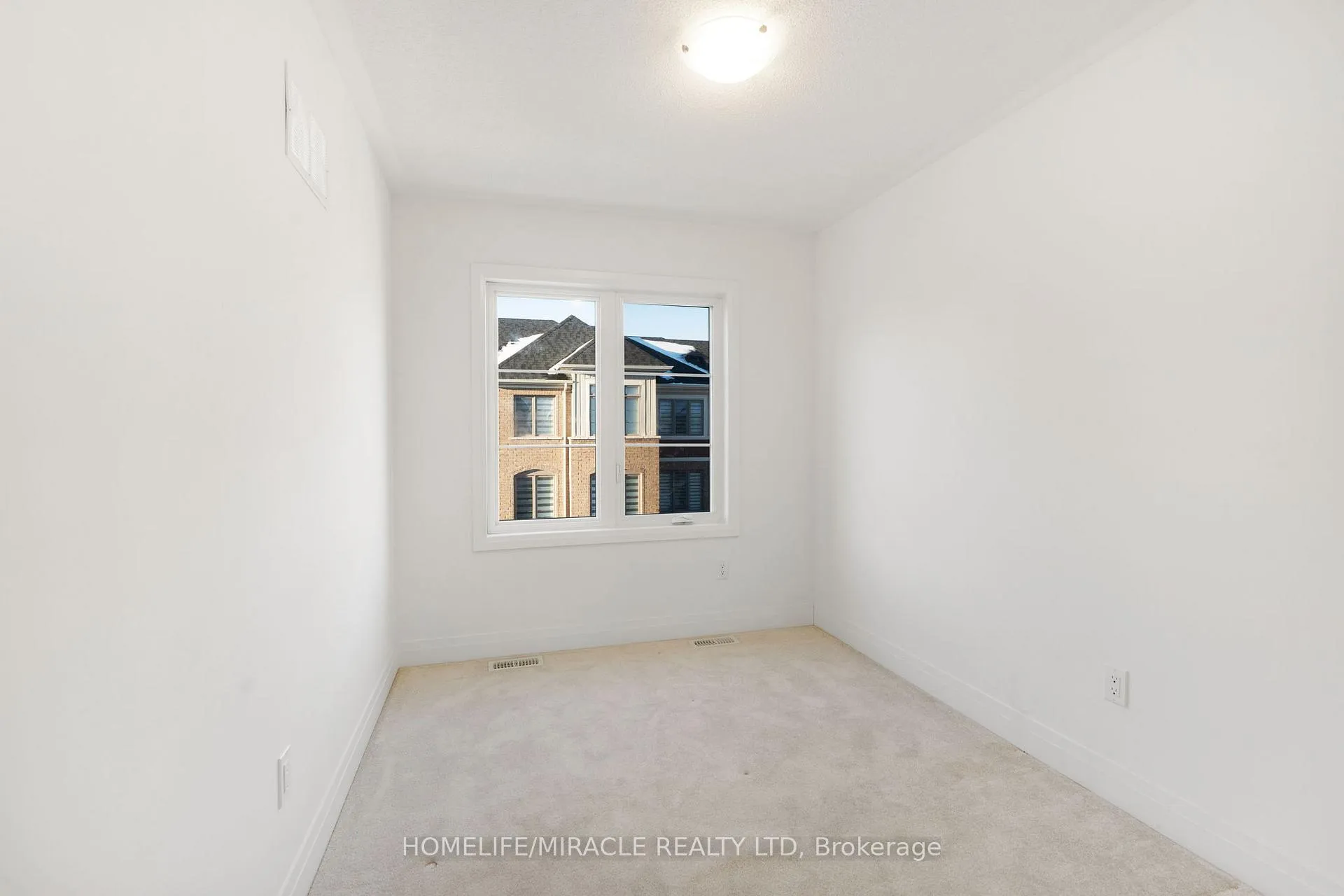 Photo 37 of 17 Nautical Way, Whitby, Port Whitby — HOMEH