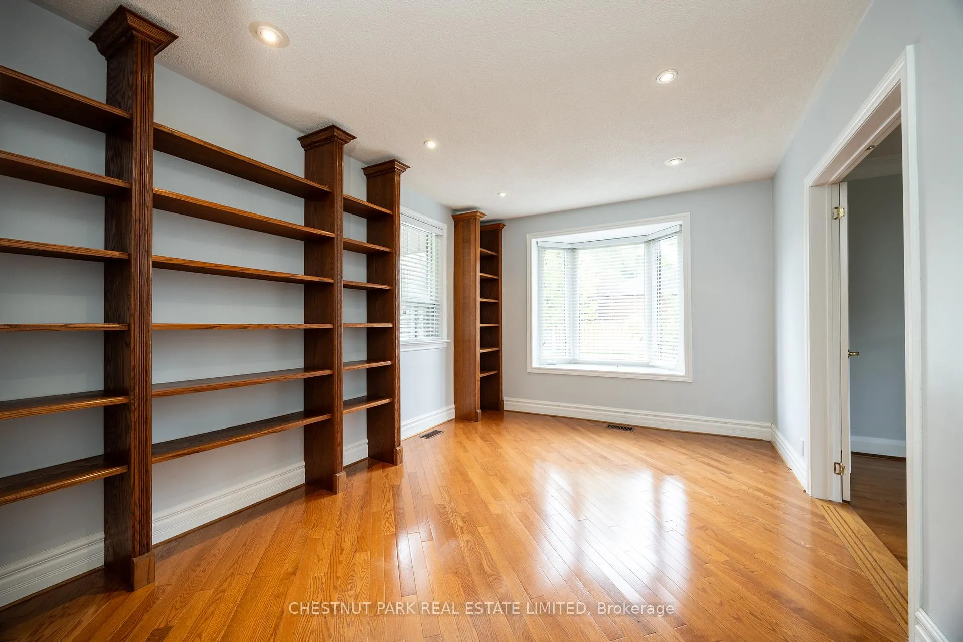 Photo 7 of 127 Randolph Road, Toronto, Leaside — HOMEH